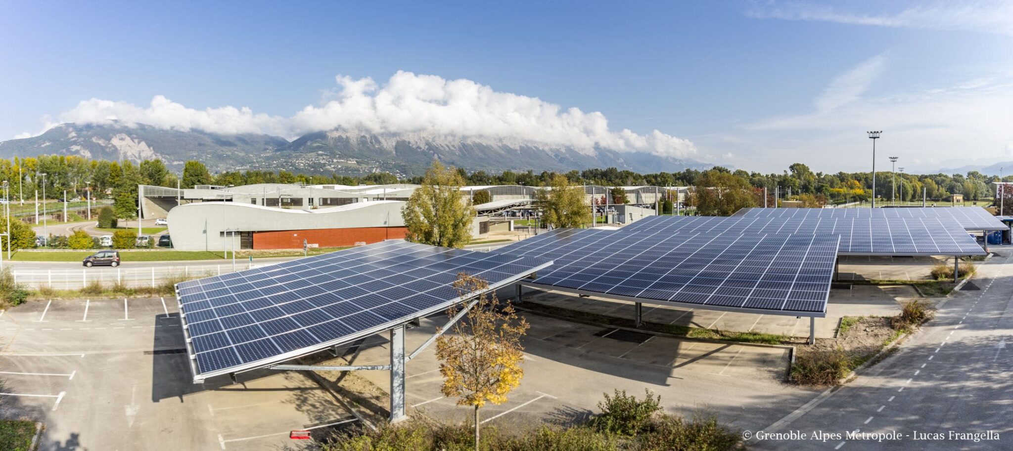 La Banque Populaire Auvergne Rhône Alpes crée la Banque de la Transition Énergétique pour proposer une épargne verte favorisant les circuits courts du financement de projets éco-responsables