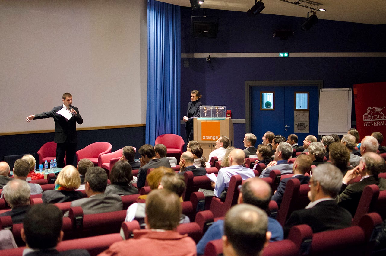 Un amphithéâtre avec salle réceptive sur inovallée pour vos événements d’entreprises ?