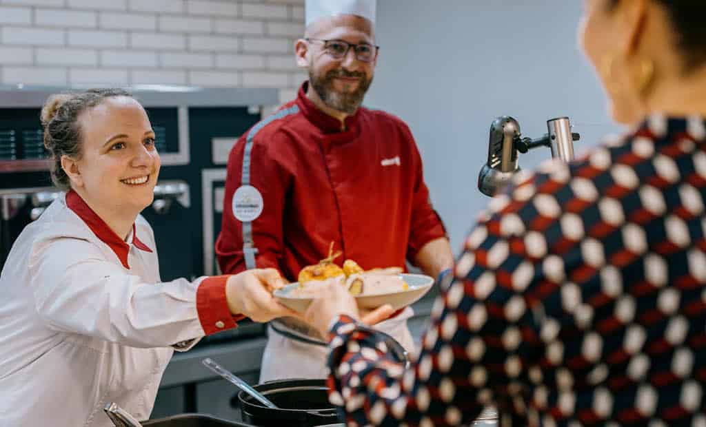 Elior sur inovallée, la référence en restauration collective et services aux entreprises